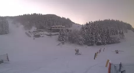 30 cm di neve sull'Appennino, dal 28 si scia al Cimone