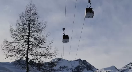 MONTEROSA SKI - Nuova cabinovia Stafal- Gabiet, i colori li scelgono gli sciatori