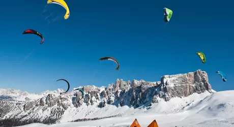 CORTINA - Torna lo snowkite contest dal 18 al 21 marzo, fotogallery