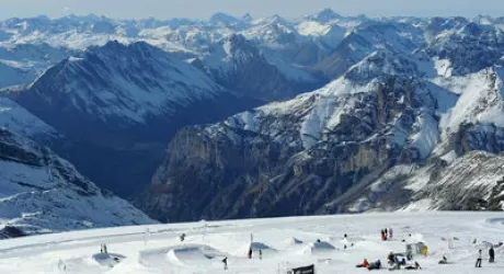 PASSO DELLO STELVIO - L'evento White Feeling inaugura la stagione dello sci estivo