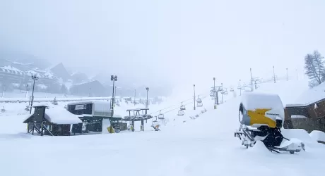 PRATO NEVOSO - E' arrivata la neve, si scia dal 6 dicembre