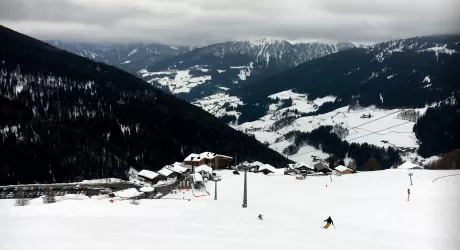 Piste da sci, si possono utilizzare se gli impianti sono chiusi?