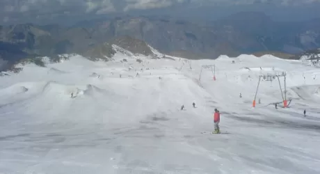 LES 2 ALPES - Oggi sci estivo al via