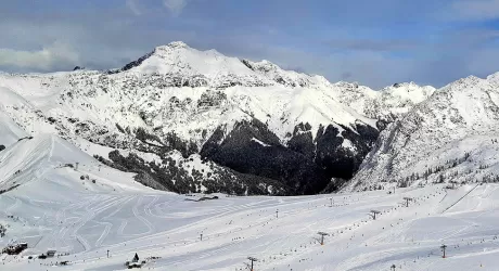 PIANI DI BOBBIO - Oggi impianti chiusi per vento, ieri in 200 bloccati a monte