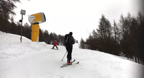 Scialpinisti e scitassisti in pista 