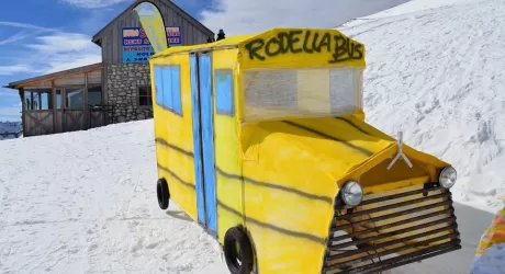 CAMPITELLO DI FASSA - DISCESA SULLA NEVE COL MEZZO PIÙ ORIGINALE