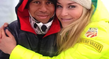 Tiger Woods a Cortina per celebrare la Vonn e si rompe un dente