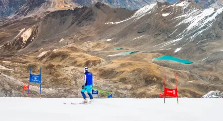 TIGNES - Il ghiacciaio apre dal 20 giugno al 2 agosto per lo sci estivo