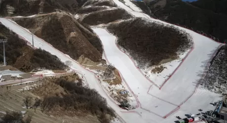 Vlhova oro in slalom, Shiffrin ancora fuori, male le azzurre