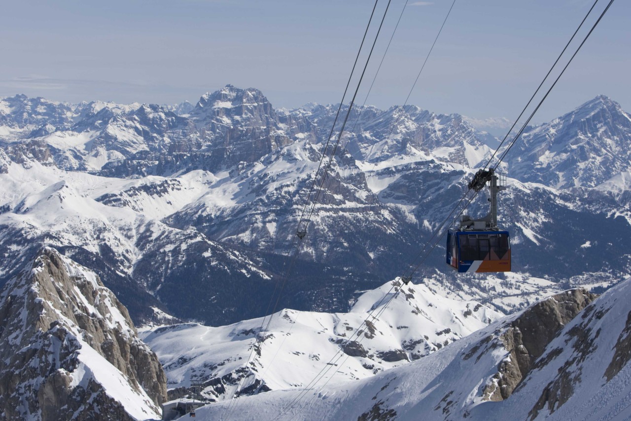 La funiva della Marmolada