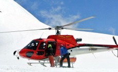 LA THUILE - Maestro di sci rimane impigliato in un elicottero, fatale un volo di 400 metri