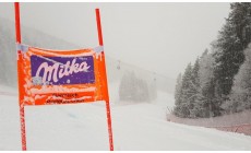 METEO - Ancora neve, a Garmisch gare annullate