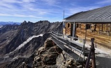 CERVINIA - Capanna Carrel, prenotazione obbligatoria  per il pernottamento 