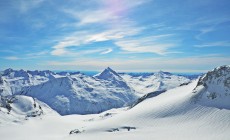 SCI - Azzurri tra Saas Fee e Ushuaia, gigantiste donne a Hintertux