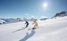 STUBAI - Una delle ski area migliori per le sciate di fine stagione, fino al 21 maggio