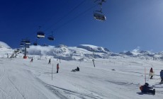 CERVINIA - In 2000 per la prima giornata di sci, fotogallery