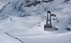 SCI - A Cervinia i velocisti prima della partenza per Ushuaia