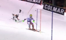 VIDEO - Drone si schianta mentre Hirscher scende, tragedia sfiorata