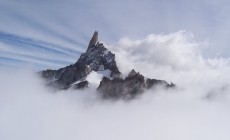 NEVE SULLE ALPI UN METRO A COURMAYEUR