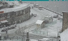 METEO - ECCO LA PRIMA NEVE SULLA ALPI DA QUOTA 2000 METRI