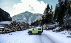 Il Suzuki Winter Tour fa scatenare le polemiche, la replica: non è un raduno automobilistico